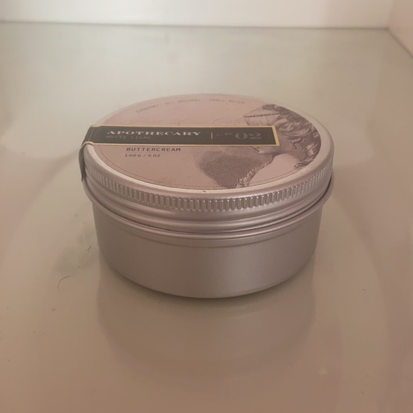 Apothecary White Lilac No. 02 Buttercream 140g - Picture 2 of 4